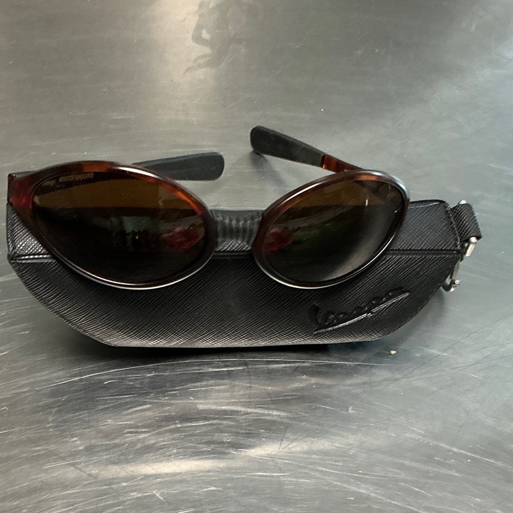 Authentic UNISEX Vespa Italian sunglasses. Made in Italy